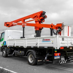 Elevadores hidráulicos sobre chasis